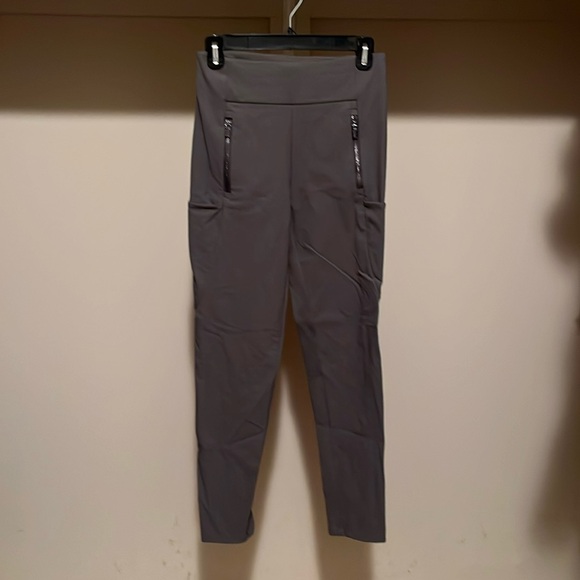 Athleta Pants - Athleta Gray Activewear Pants